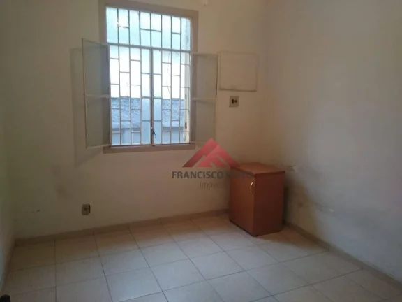 Imagem Casa com 3 dormitórios à venda por R$ 280.000,00 - Venda da Cruz - São Gonçalo/RJ