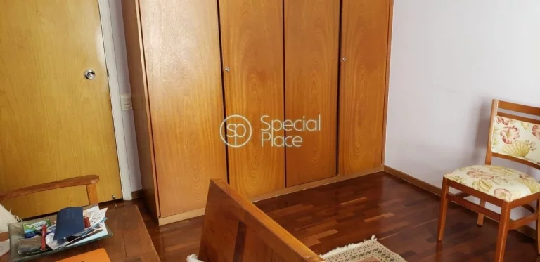 Imagem 127 metros 3 dormitórios 1 suíte dormitório de empregada e banheiro Piscina Quadra Salão de fest...