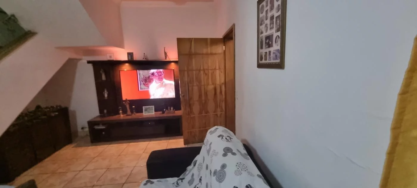 Imagem Casa para Venda em Rio de Janeiro, RAMOS, 4 dormitórios, 1 suíte, 3 banheiros, 1 vaga