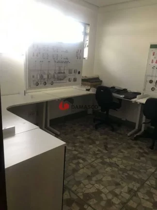 Imagem Casa comercial assobradada 220 m², 7 salas, 3 vagas, Paraíso, Santo André - SP