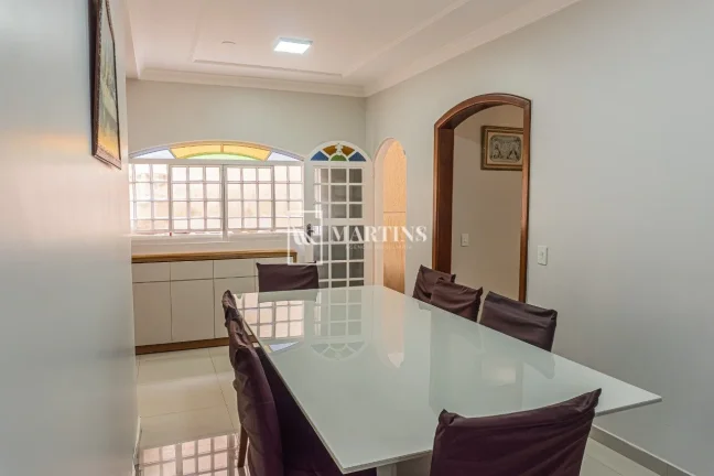 Imagem Casa à Venda no Setor Oeste - Gama/DF

Excelente oportunidade para moradia ou investimento em renda...