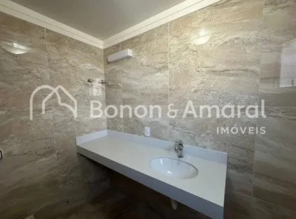 Imagem Apartamento disponível para venda no bairro Cambuí, em Campinas. 
Com 233 m² de área útil, este...