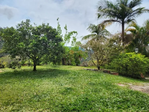 Imagem Casa para Venda em Teresópolis / RJ no bairro Albuquerque