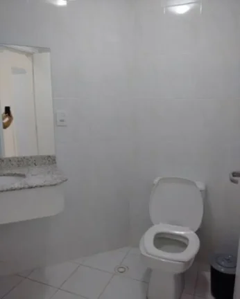 Imagem Apartamento à venda no Guarujá na Praia das Pitangueiras.