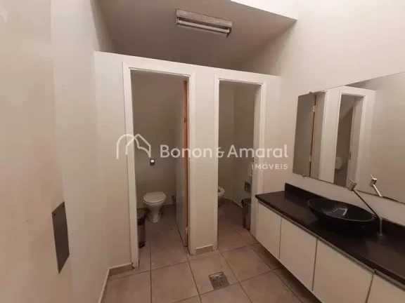 Imagem Imóvel Comercial com 441 m² e 17 salas, terreno de 800,00 metros no Jardim Chapadão - Campinas/SP