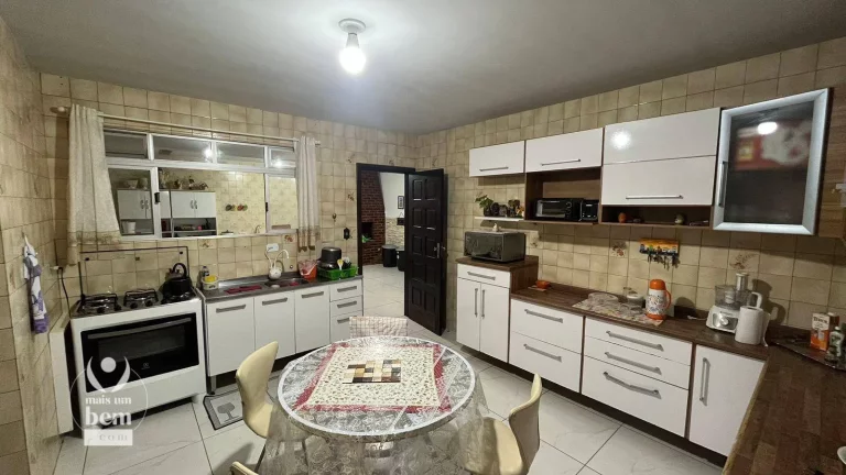 Imagem Essa é a realização do seu SONHO de uma CASA TÉRREA com 236m² e QUINTAL maravilhoso 5 quartos (2 SUÍTES) à venda De 999K Por R$ 901 mil AVALIA PERMUTA
