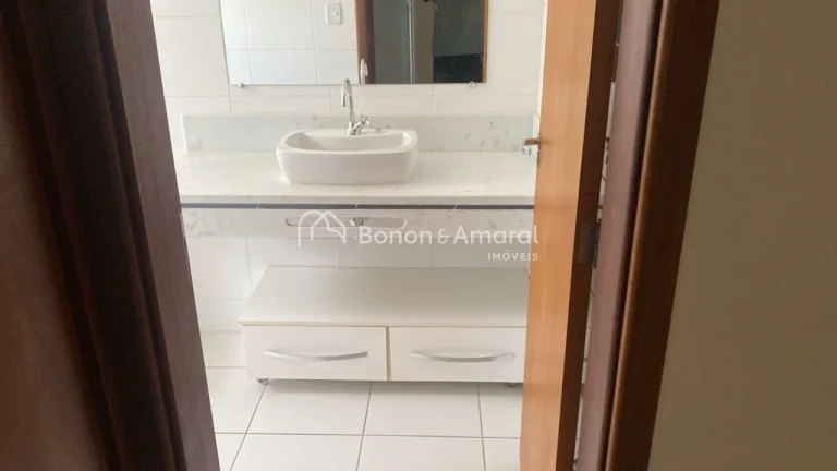 Imagem Um lar pensado para viver bem!

Essa casa no Condomínio Portal do Jequitibá encanta pelo acabament...