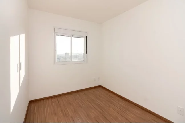 Imagem Apartamento, andar alto, sacada e vaga.