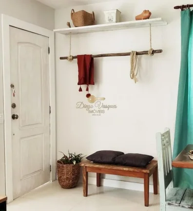 Imagem Casa em Condomínio para Venda em Teresópolis / RJ no bairro Agriões