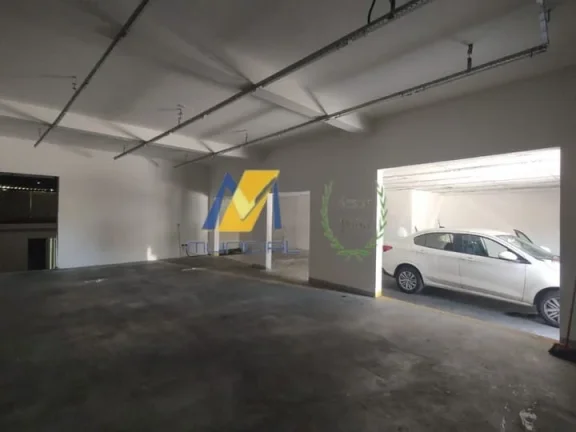 Imagem Salão comercial amplo, funcional e preparado para operações exigentes