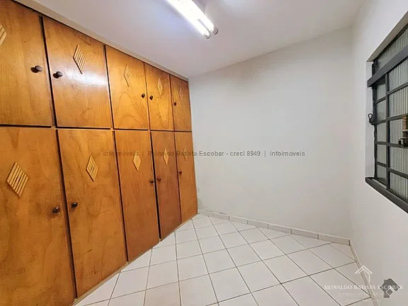 Imagem Casa térrea usada à venda ótima localização próxima ao Horto Florestal