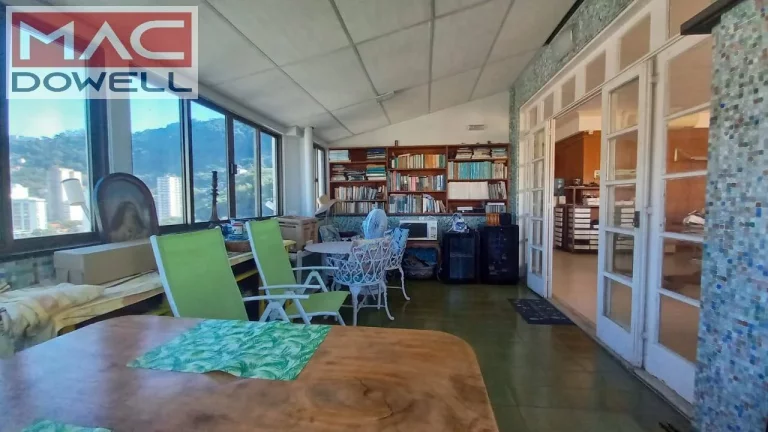 Imagem Cobertura duplex de 368 m² / 4 quartos - VENDA - Laranjeira/RJ
