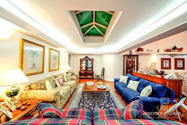 Imagem Casa com 5 dormitórios à venda, 515 m² por R$ 3.800.000,00 - Comary - Teresópolis/RJ