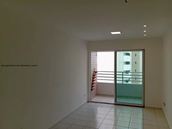 Imagem Apartamento para Venda em Natal, Candelária, 3 dormitórios, 1 suíte, 2 banheiros, 2 vagas