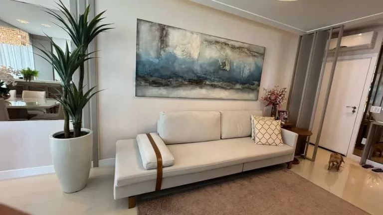 Imagem Apartamento com 3 suítes, 2 vagas de garagem no Pioneiros em Balneário Camboriú