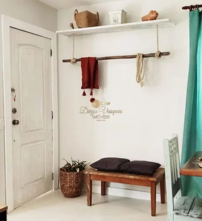 Imagem Casa em Condomínio para Venda em Teresópolis / RJ no bairro Agriões