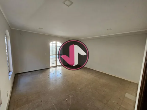 Imagem Se você procura um imóvel comercial espaçoso e bem localizado em Cuiabá, esta Casa Comercial no ...