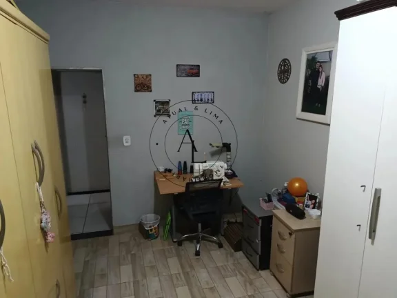 Imagem Casa Ampla com Quintal Espaçoso e Área de Lazer em Campinas!
