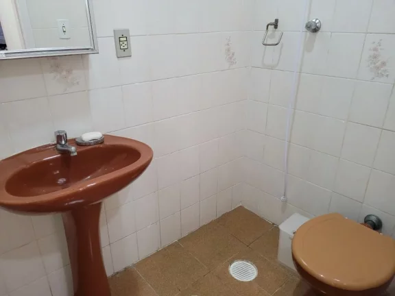 Imagem APARTAMENTO COM OTIMA LOCALIZAÇÃO, 2 DORMITÓRIOS, 1 VAGA, PERTO DA PRAIA.