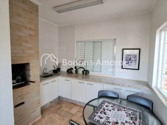 Imagem Excelente cobertura duplex, com área gourmet e hidromassagem. O imóvel possui sala para dois ambie...