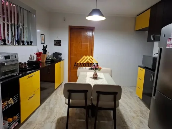 Imagem Lindo e Reformado Sobrado á Venda á 700 mt do metro Praça da Árvore