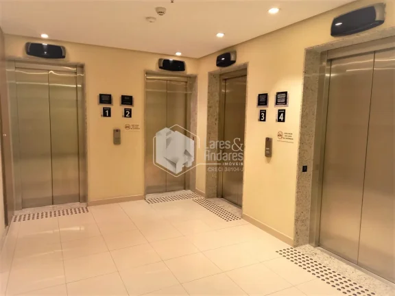 Imagem SALA À VENDA, COM 37M² 2 SALAS + RECEPÇÃO, 2 BANHEIROS, COM SACADA E VISTA DO NONO ANDAR, COM 1 VAGA EM FRENTE A ESTAÇÃO PARAISO DO METRÔ - VILA MARIANA