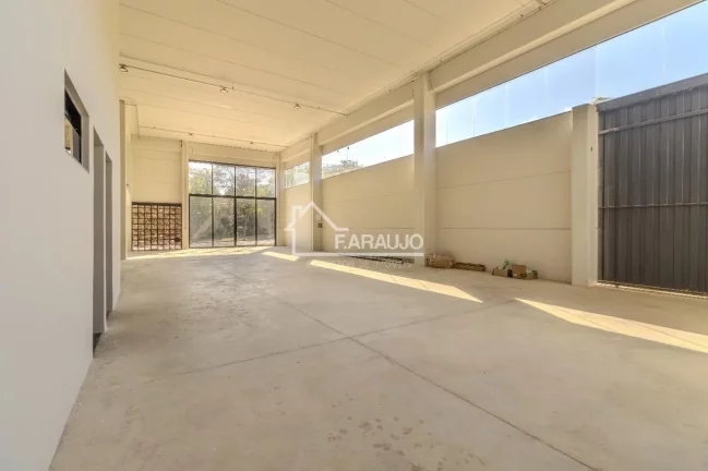 Imagem Espaço Comercial Premium em Alphaville Nova Esplanada: Sua Próxima Sede de Sucesso!