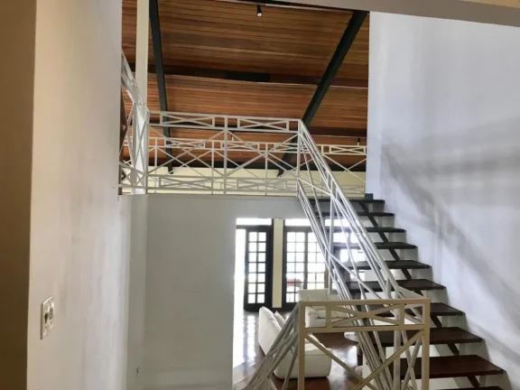 Imagem Casa no Res. Alpha 9 - 300m²