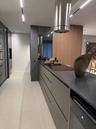 Imagem Apartamento DECORADO com 3 suítes a 300 metros do mar de Jurerê