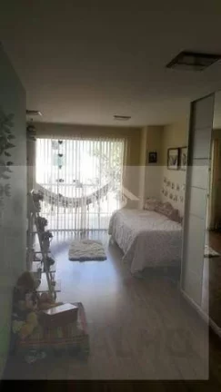 Imagem Casa 3 Quartos (3 suítes) com área gourmet e piscina - Golden Village