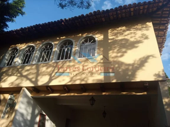 Imagem Lindo sobrado com 6 dormitórios + 4 vagas - Morumbi