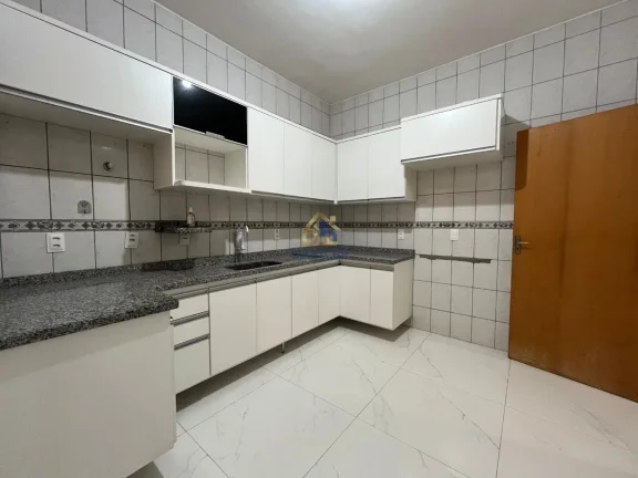 Imagem CASA 3 DORMITÓRIOS NO CONDOMÍNIO PRINCESA YASMIM - VENDA