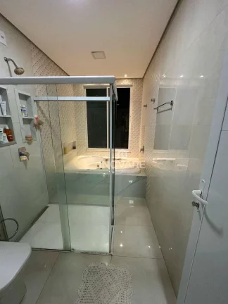 Imagem Casa com 3 dormitórios à venda, 275 m² por R$ 3.500.000,00 - Vila de Furnas - Itumbiara/GO