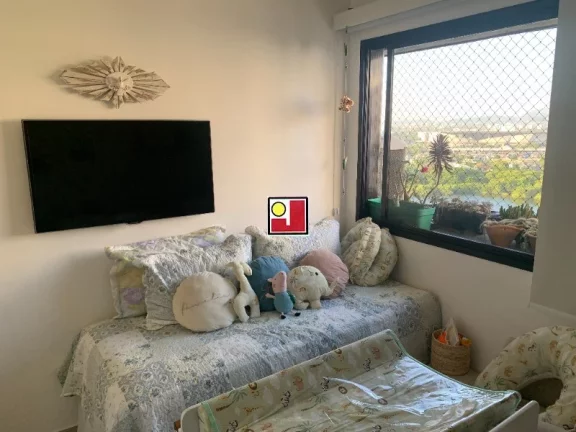 Imagem Vendo 3Q(1S), super decorado, lindíssimo, alto, nascente, vista panorâmica, clean, porcelanato, 2vg, ônibus, clube, tênis, ginásio, squash, skate,