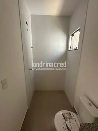 Imagem Casa geminada na zona norte de Londrina com 2 dormitórios, sala, cozinha, banheiro, garagem e 100m² de terreno. Oportunidade imperdível!