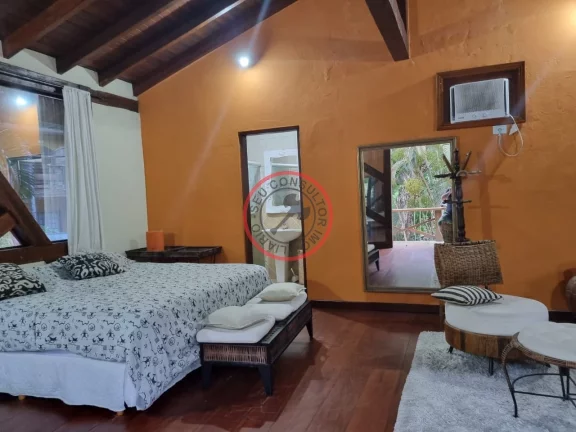 Imagem Casa ampla , estilo colonial ,com 5 suítes , piscina, sauna casa de caseiro , área gourmet , junto a natureza