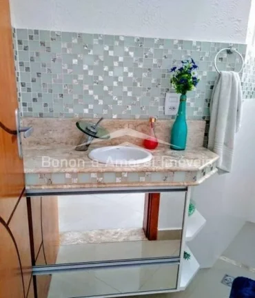 Imagem Sobrado, com 3 suítes, ampla varanda, living para 2 ambientes, escritório, lavabo, cozinha america...
