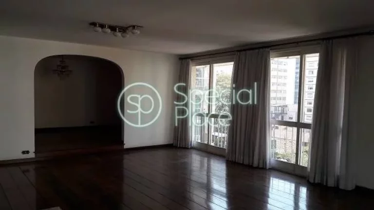 Imagem Apartamento amplo e iluminado no Jardim América. São 241m² de área privativa com 3 dormitórios ...