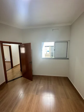 Imagem Casa de Luxo no Jardim Natal I, Piscina Aquecida, Suite com Closet Amplo, Iluminação e Paisagismo
