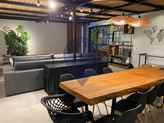 Imagem Cobertura de Luxo à Venda em São Paulo-SP, no Bairro Sumaré: 3 Quartos, 1 Suíte, 4 Banheiros, 3 Vagas, 240m²!