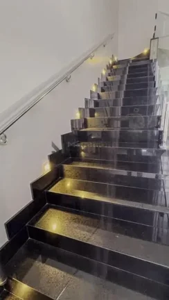 Imagem Sobrado Alto Padrão em Condomínio em Trindade | Parqville