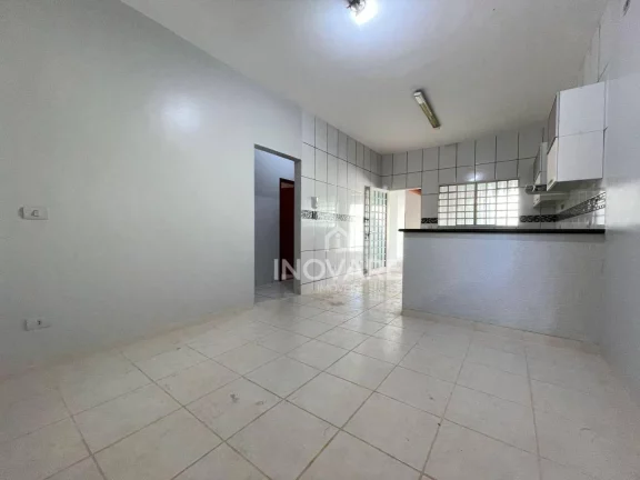 Imagem Casa com 4 dormitórios à venda, 280 m² por R$ 580.000,00 - Jardim Leonora - Itumbiara/GO