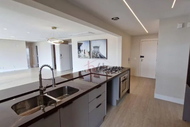 Imagem Venda Edifício Stella Campo Belo: 143m² com Varanda Gourmet e Vista