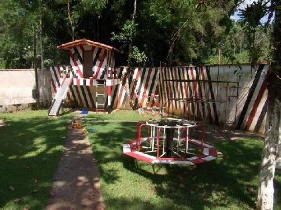 Imagem BELISSIMA CHACARA COM 54.000 M2, BELAS CASAS E PISCINA
