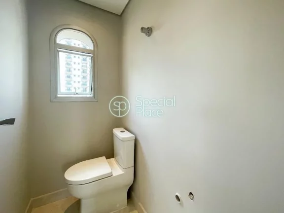 Imagem Andar alto com vista de cair o queixo, com sacada na sala e nos quartos! São 169m² de área privat...