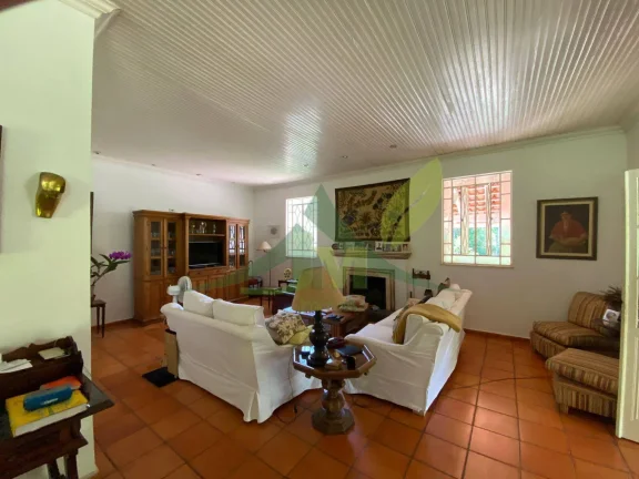 Imagem Lindo Sítio à Venda em Piracaia dentro da Cidade