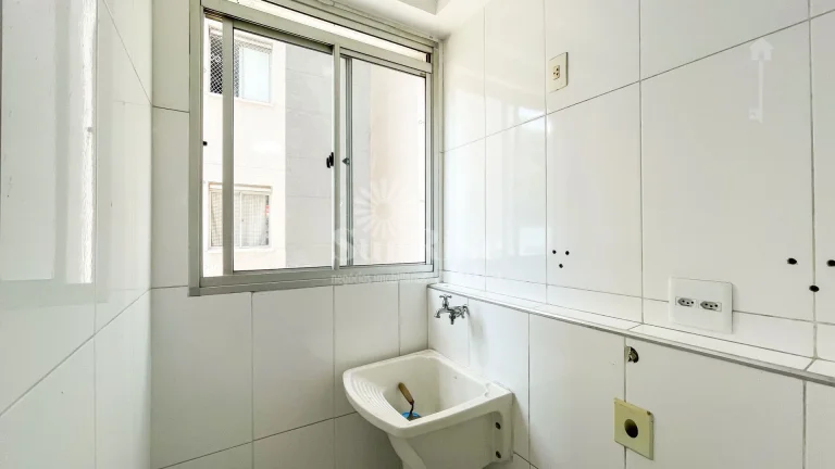 Imagem Apartamento à Venda com 2 quartos e 1 vaga - 51 m² - R$340.000 Carapicuíba/SP