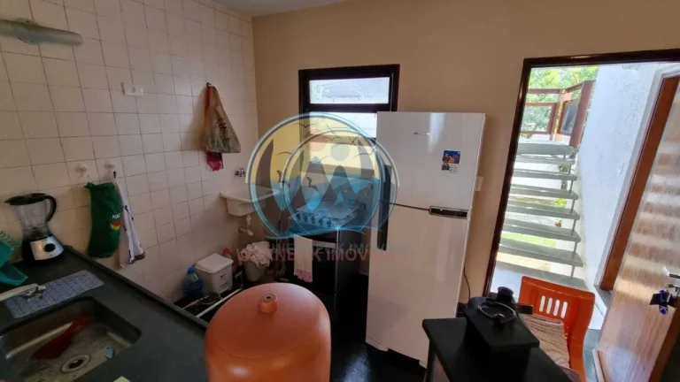 Imagem Imperdível Casa à Venda em Ubatuba-SP, Bairro Praia Grande, 3 Quartos, 1 Suíte, 4 Vagas de Garagem, 190m² de Área