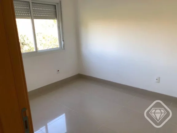Imagem Apartamento com 2 dormitórios, garagem, elevador, prédio moderno e excelente construção no Bairr...