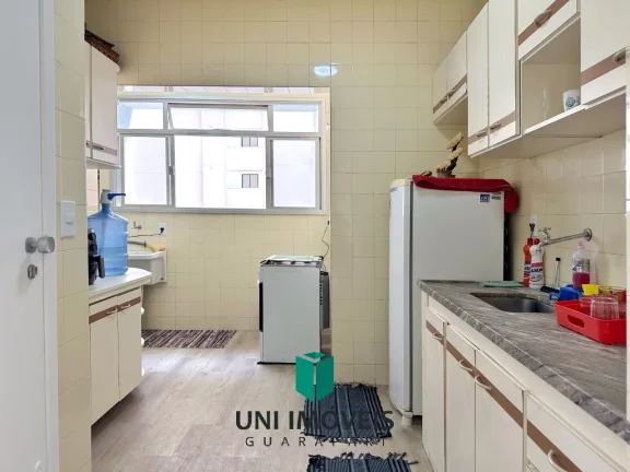 Imagem Lindo apartamento de 2 quartos com garagem na frente do Mar na Praia do Morro